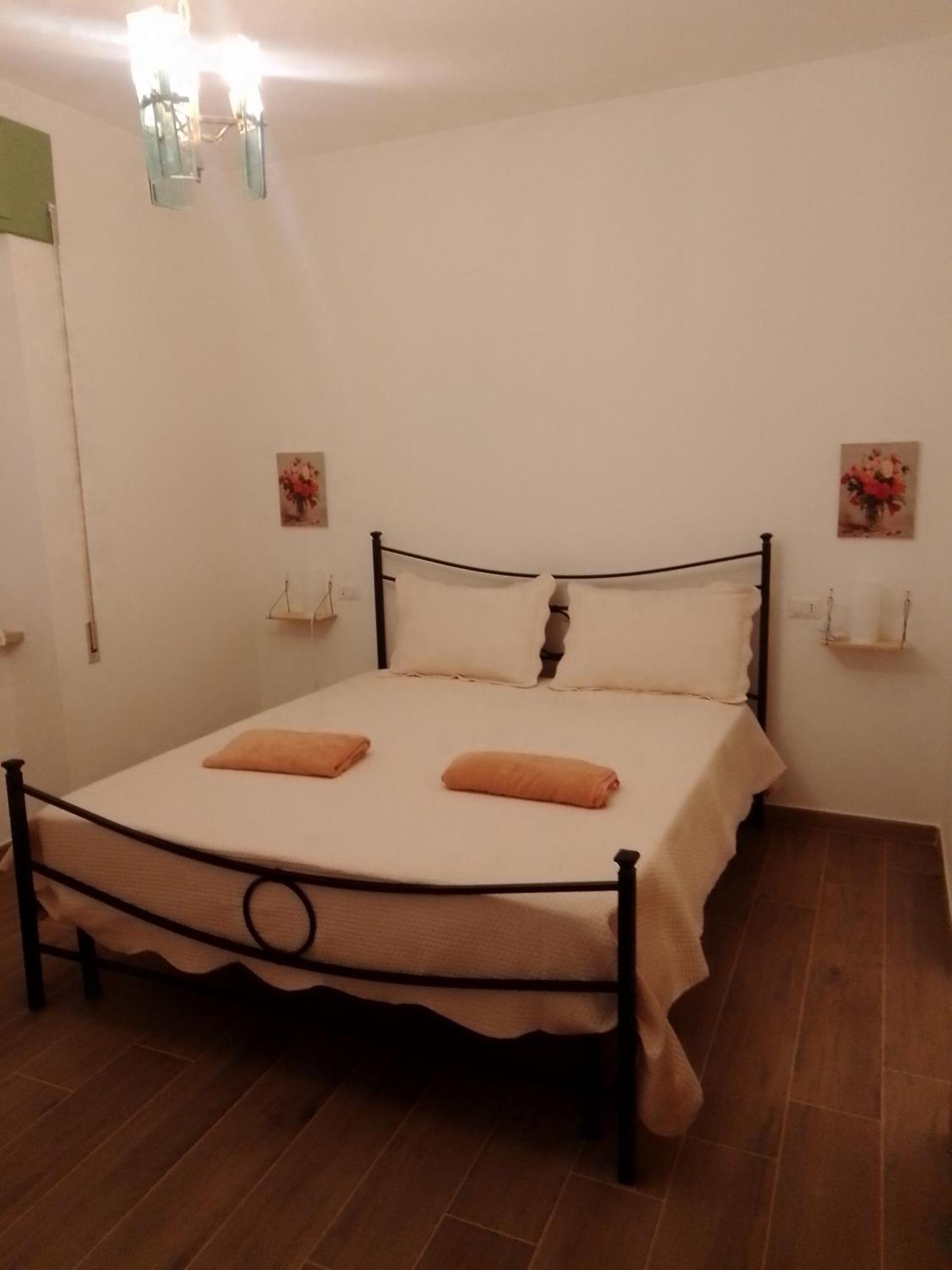 Casa Carducci Affittacamere Monteleto Bagian luar foto